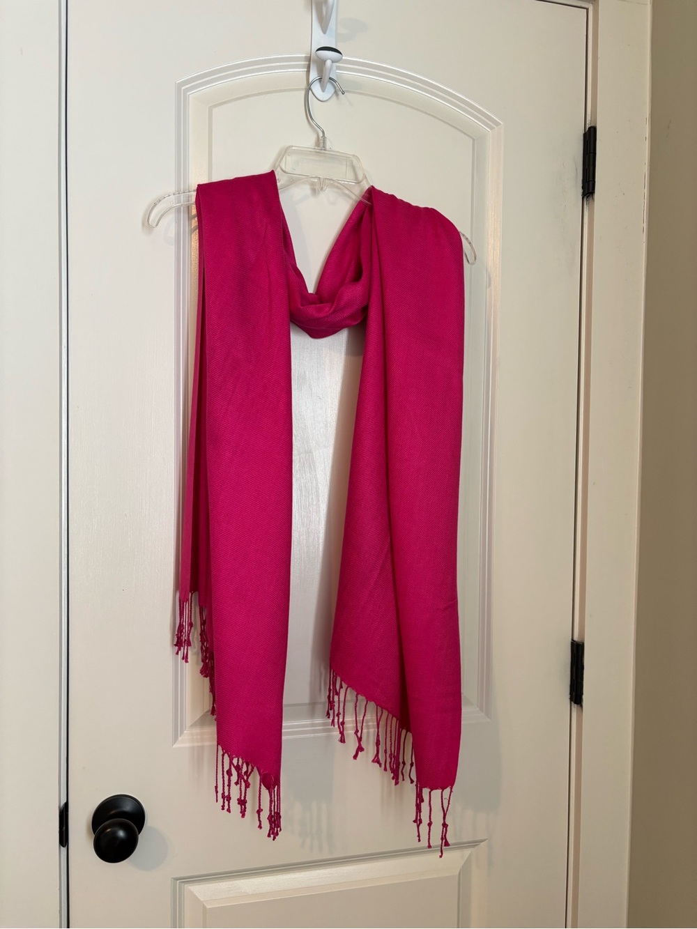 Women's 100% Pashmina Fuchsia Scarf - Stylish Lightweight Wrap